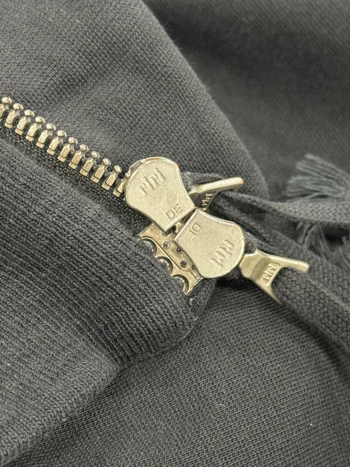 Boris Bidjan Saberi 15SS Asymmetric Zip 상품이미지5