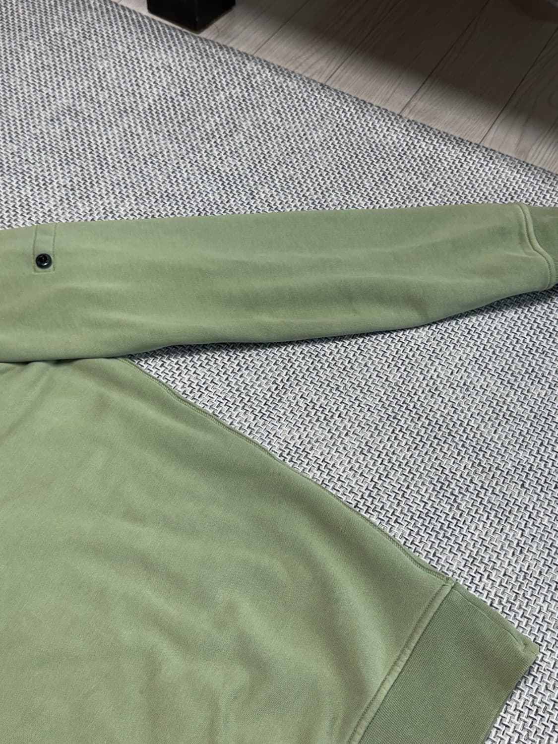 [ 23FW ] 스톤아일랜드 맨투맨 상품이미지4