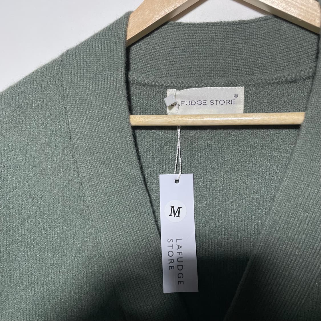 새상품 라퍼지스토어 니트 가디건 상품이미지3