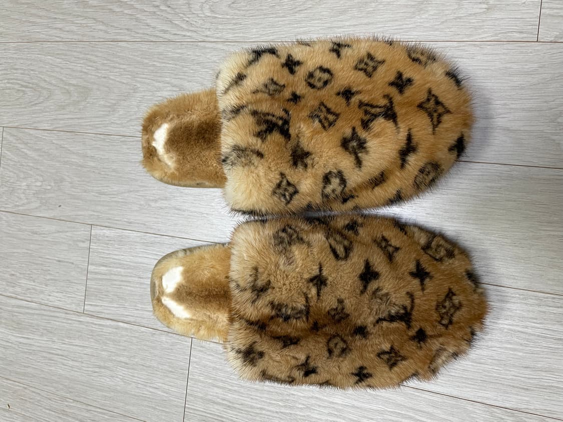 루이비통 밍크 슬리퍼 270사이즈 상품이미지1