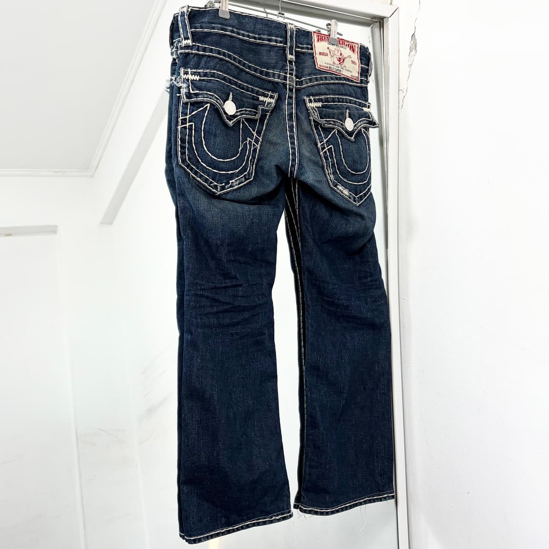 트루릴리전 부츠컷 데님 팬츠 상품이미지4