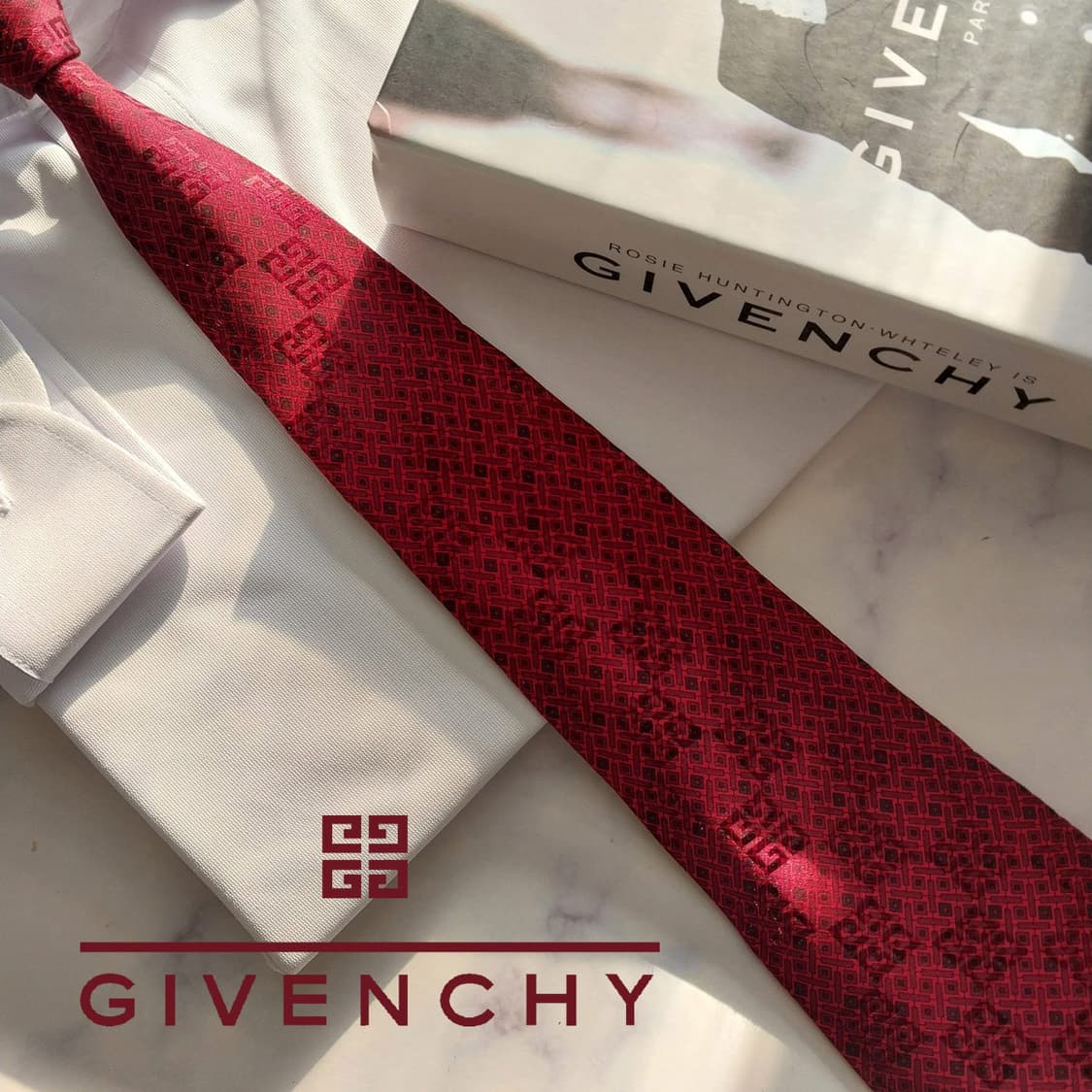 지방시 실크 와인 빅로고 패턴 넥타이 9.9cm A+등급 K1695
 상품이미지2