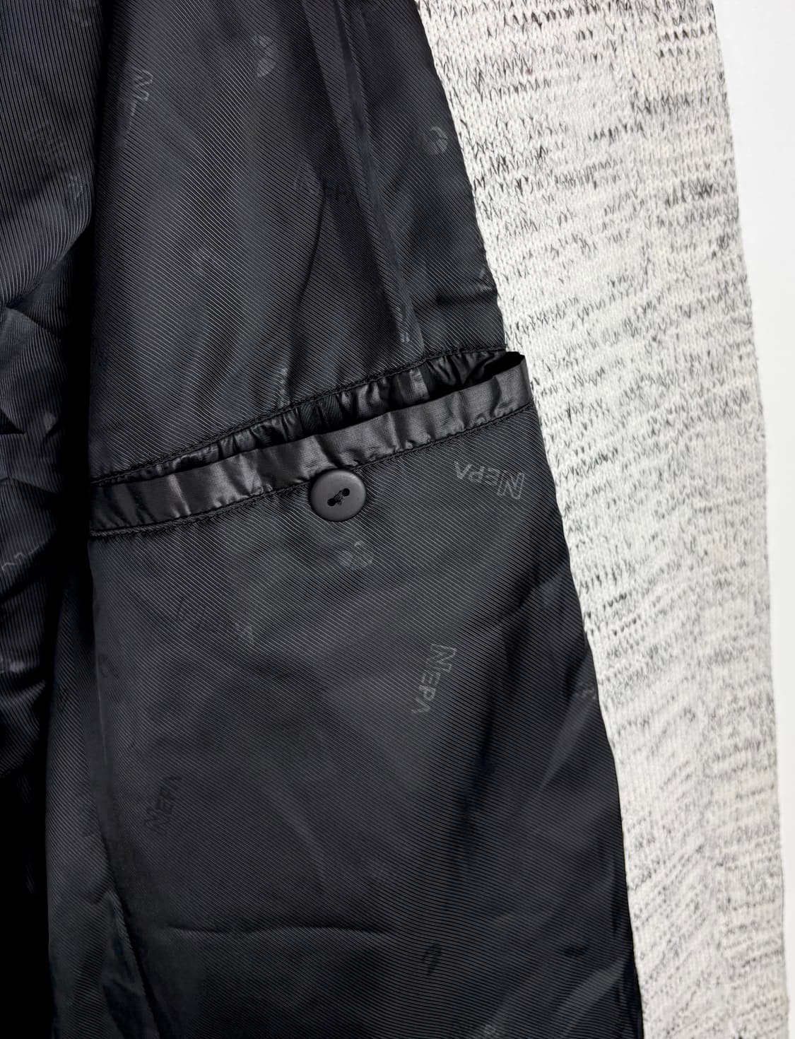 네파 트레이닝 상의 집업 자켓 (겉기모) 상품이미지5