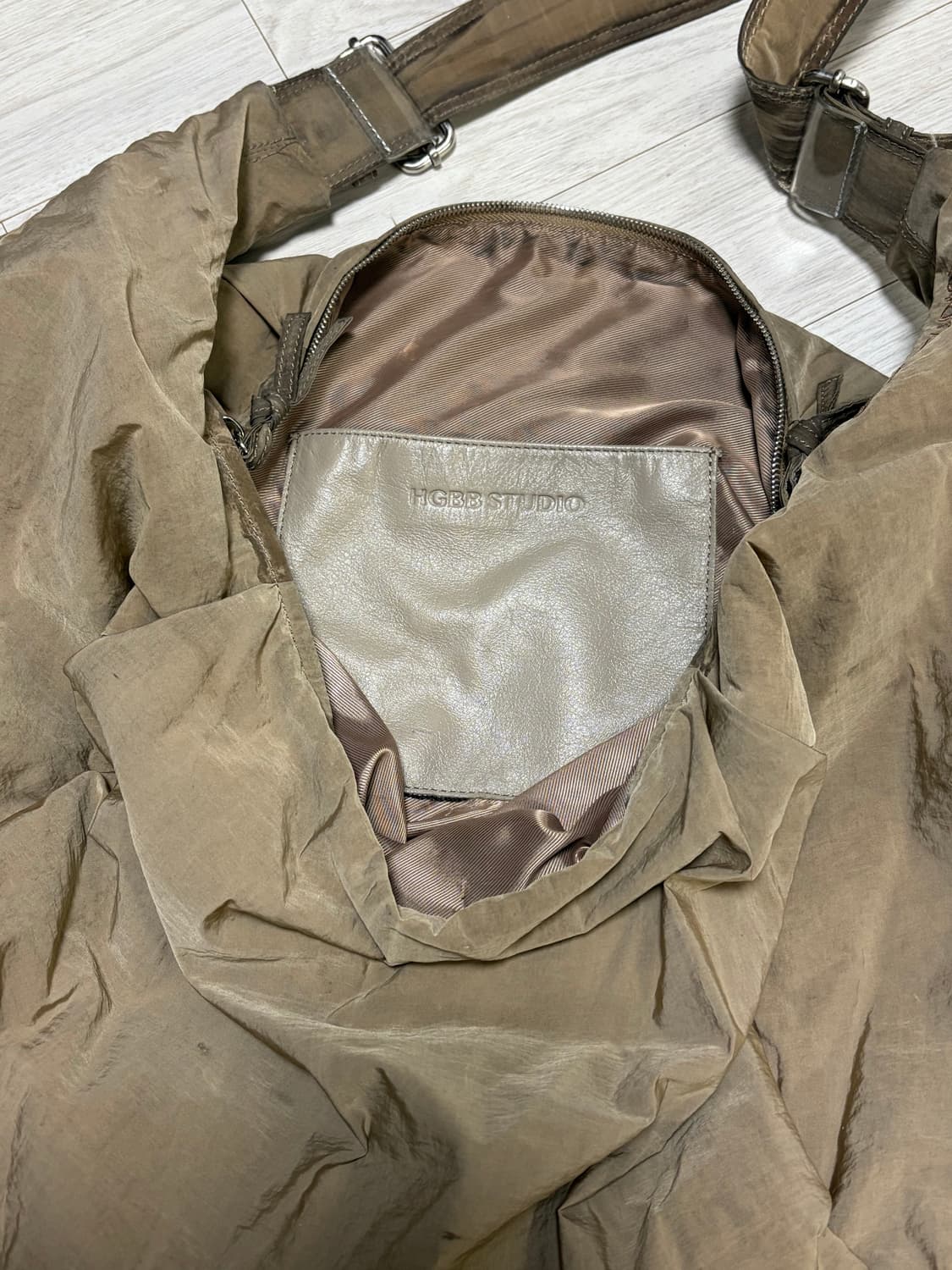 hgbb studio 리프백 브라운 상품이미지3