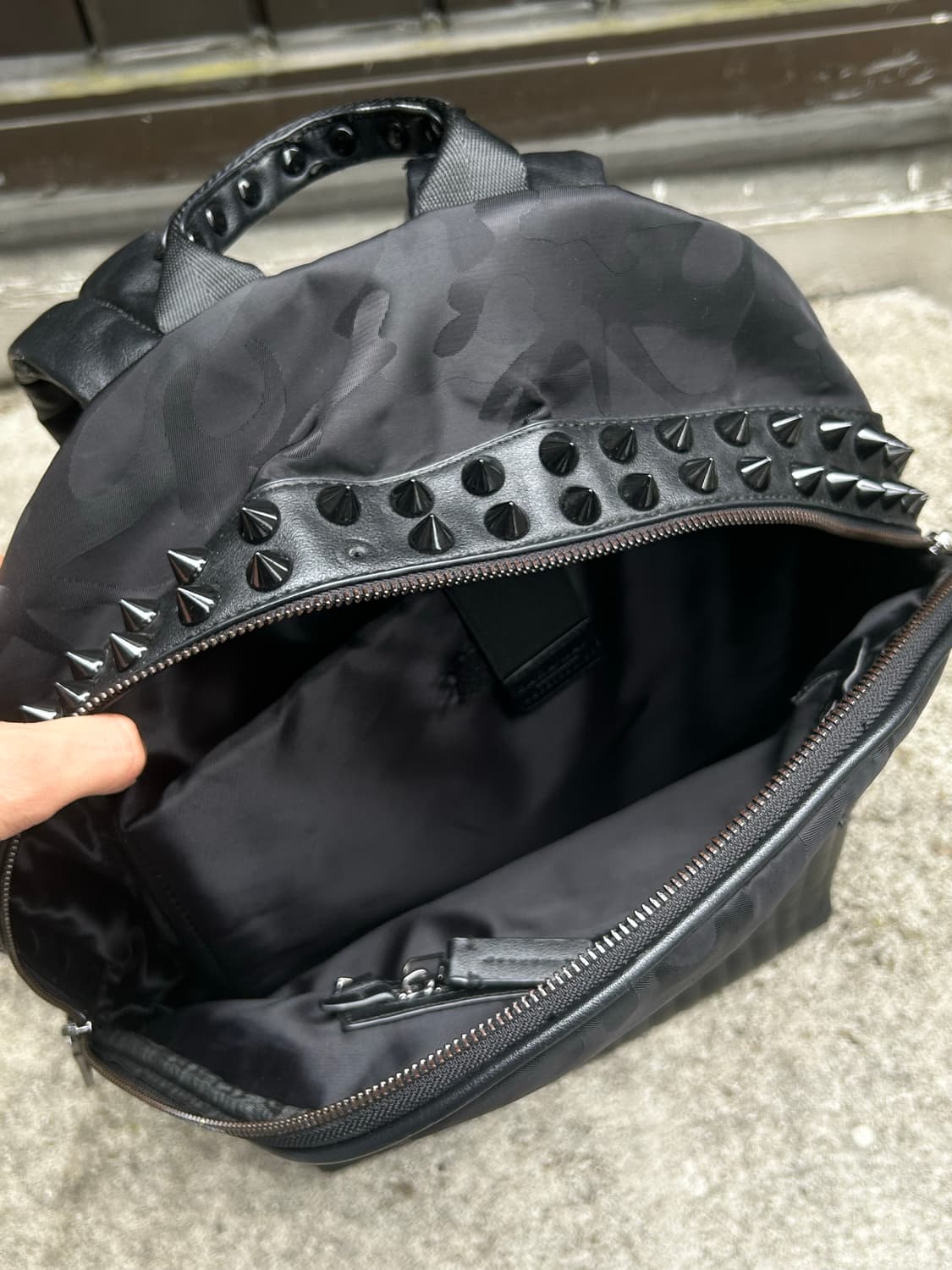 Zara 락시크 블랙 카모플라쥬 스터드 백팩  상품이미지4