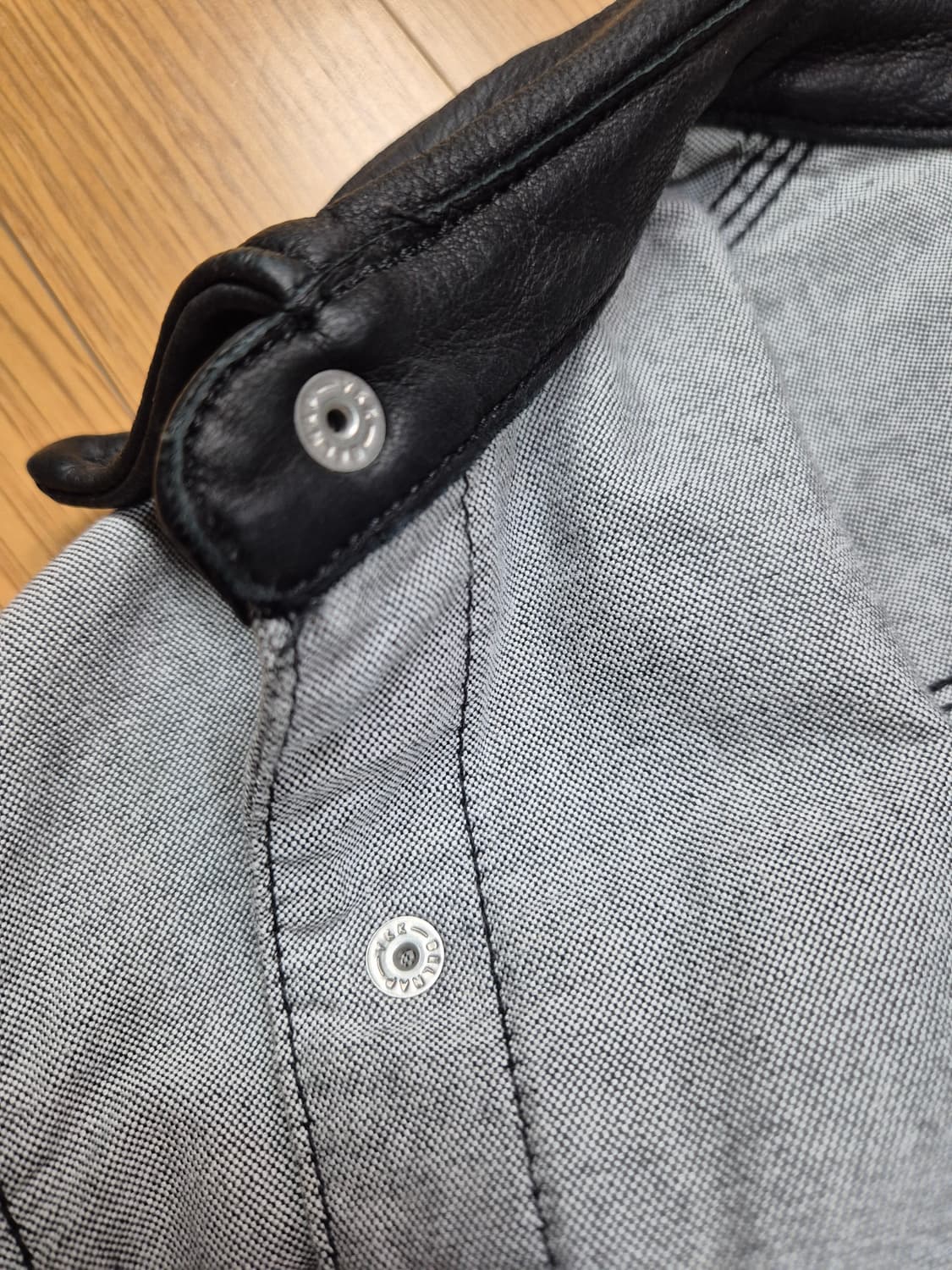 Delay by win & son 사슴가죽 트림 셔츠 상품이미지6