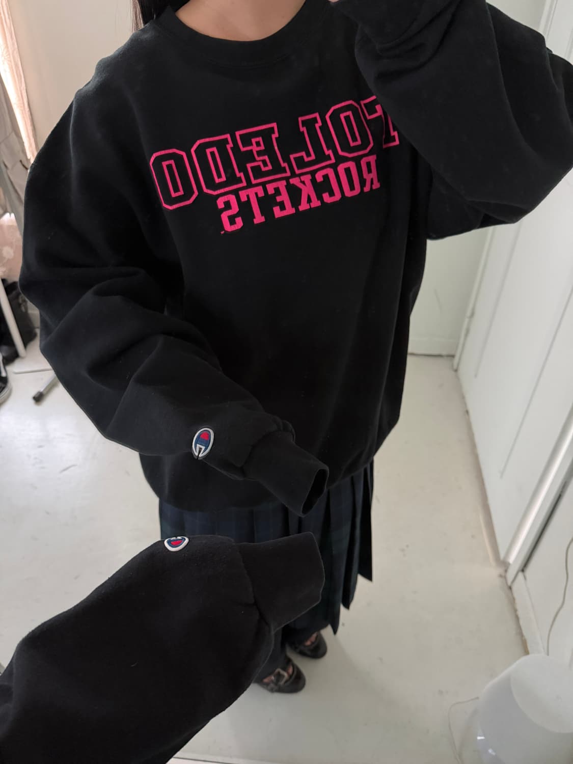 챔피온 블랙 LOVE 스웻셔츠 맨투맨 상품이미지4