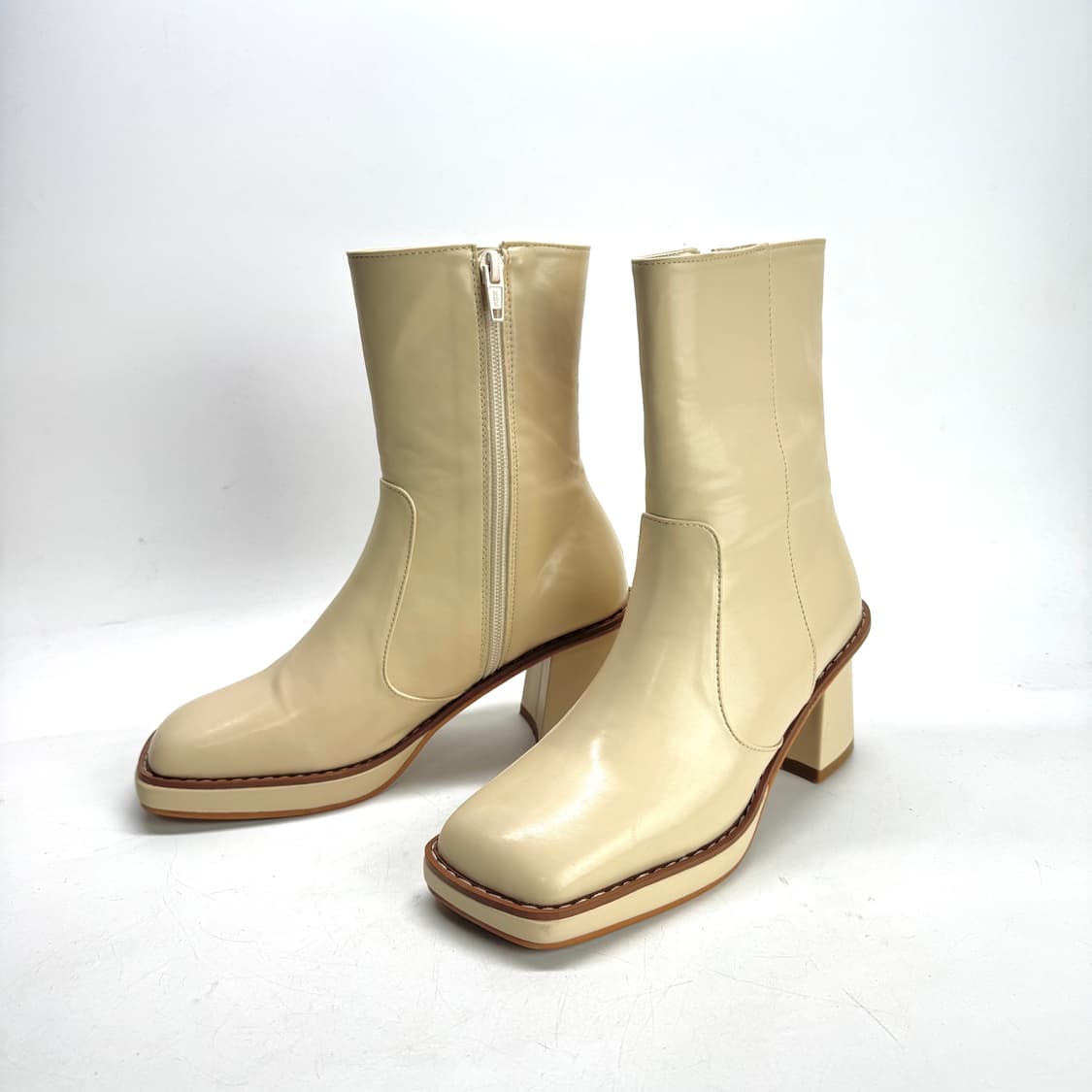 235)att 에이티티 청키 앵클 부츠 상품이미지2