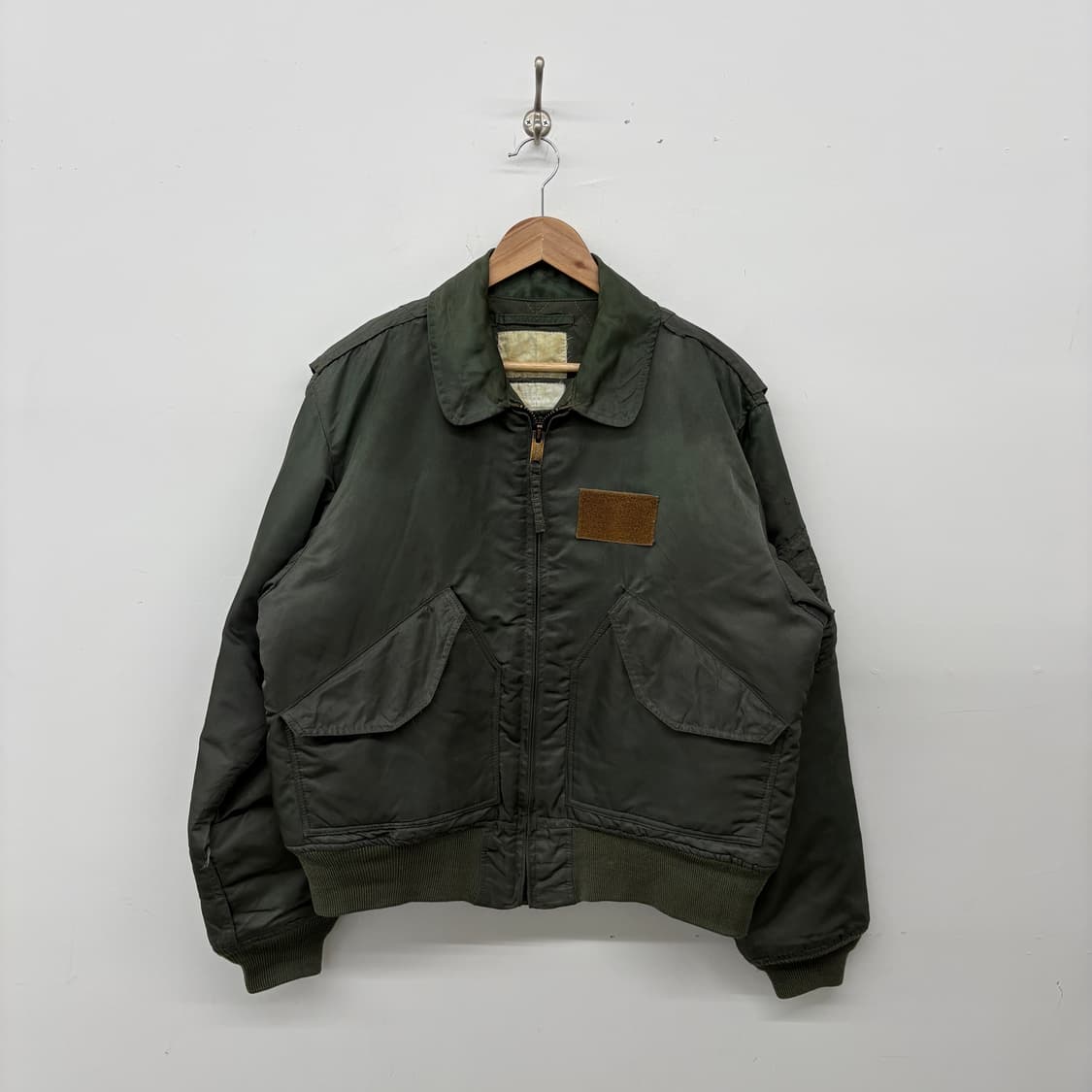 USA CWU-45P 군용 항공 MA-1 봄버 자켓 남성XL 상품이미지1