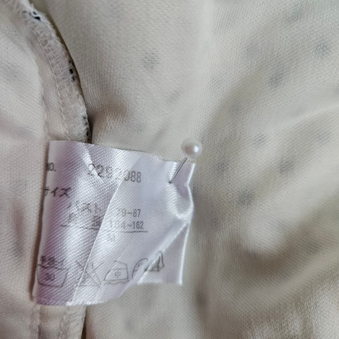 화이트 블랙도트 쉬폰 케이프 블라우스 상품이미지8