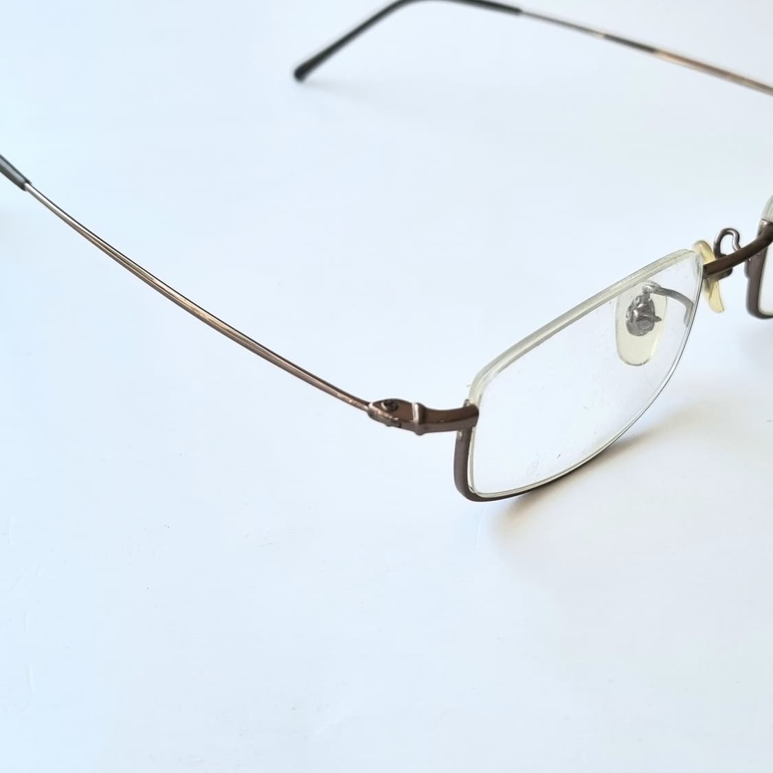 데드스탁 브라운 메탈 하프 림리스(언더림) 안경테 745 상품이미지6