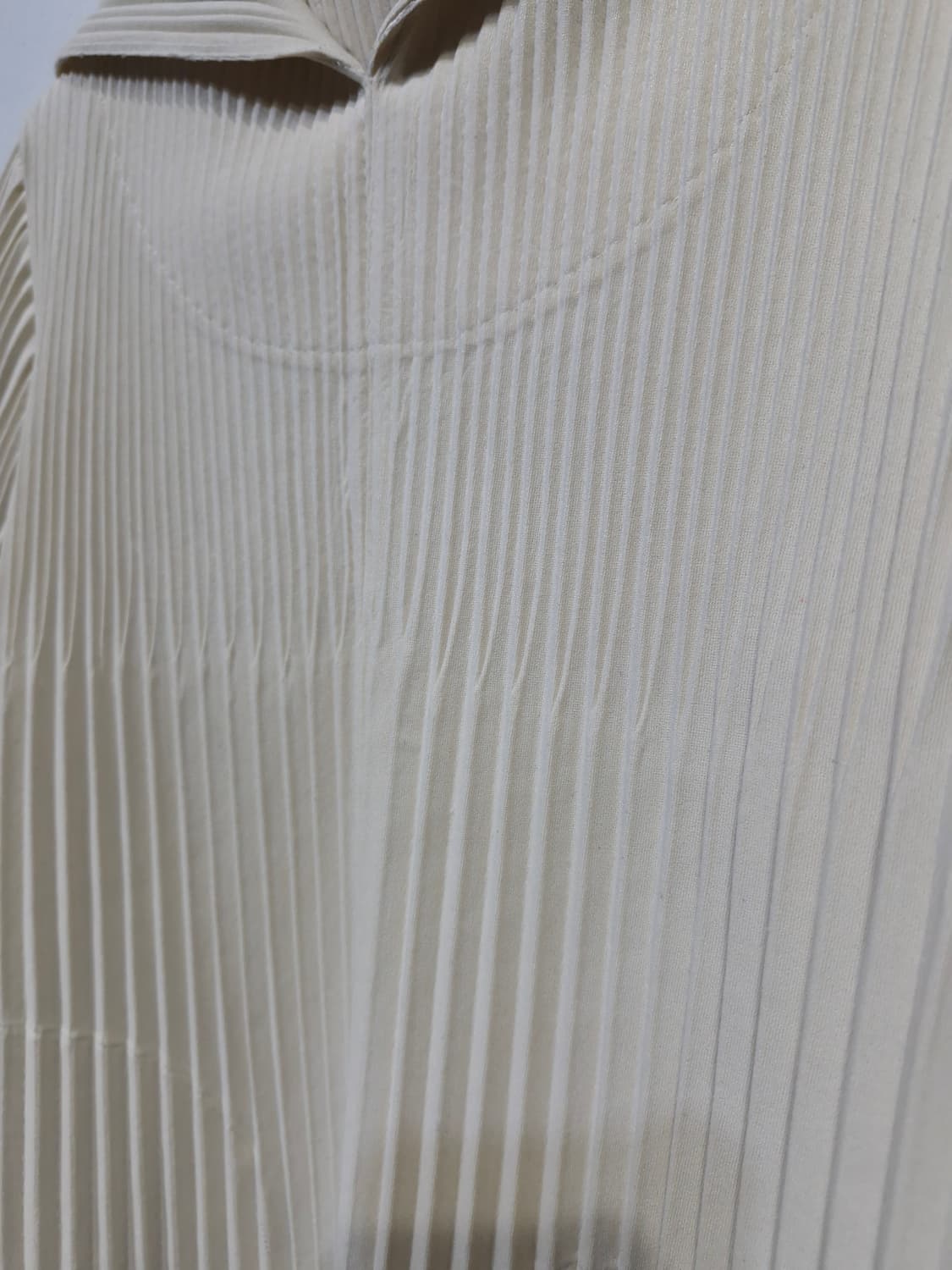 플리츠미 라플리(LAPLI)24년 헤리티지 플리츠 카라 풀오버 상품이미지6