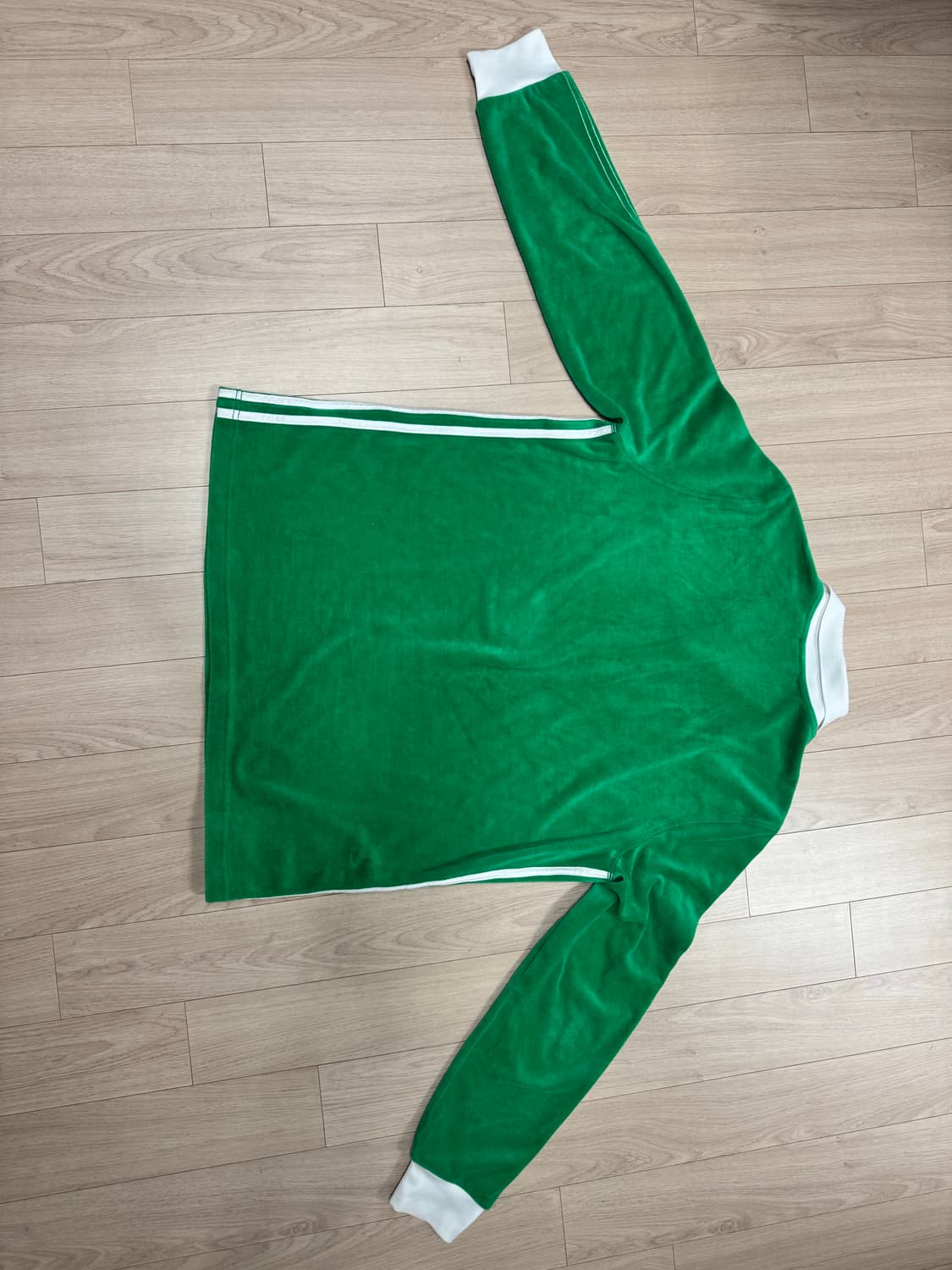 아디다스 X 알렉산더왕 벨루어 그린 상품이미지5