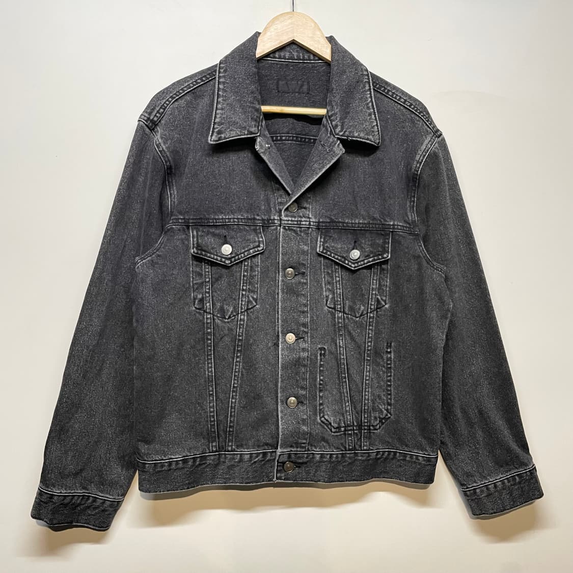 브랜디드 흑청 데님자켓 상품이미지1