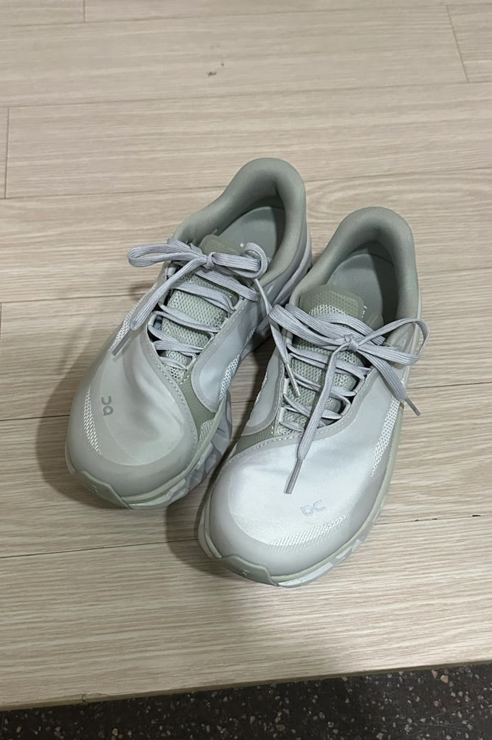 on x paf 온러닝파프 문더스트 225 상품이미지1