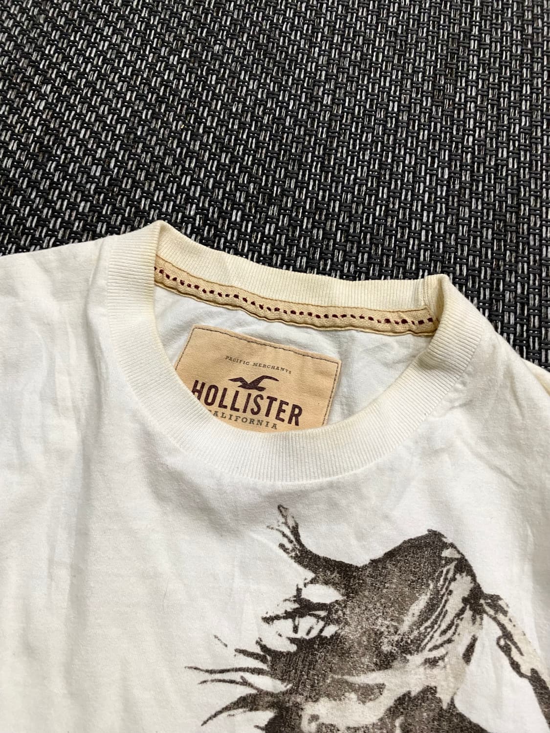 [Hollister] Y2K Girl Print Tee 상품이미지5