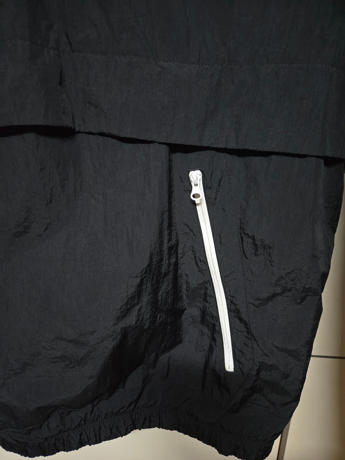 나이키 에센셜 우븐 블랙 아노락 점퍼 상품이미지5