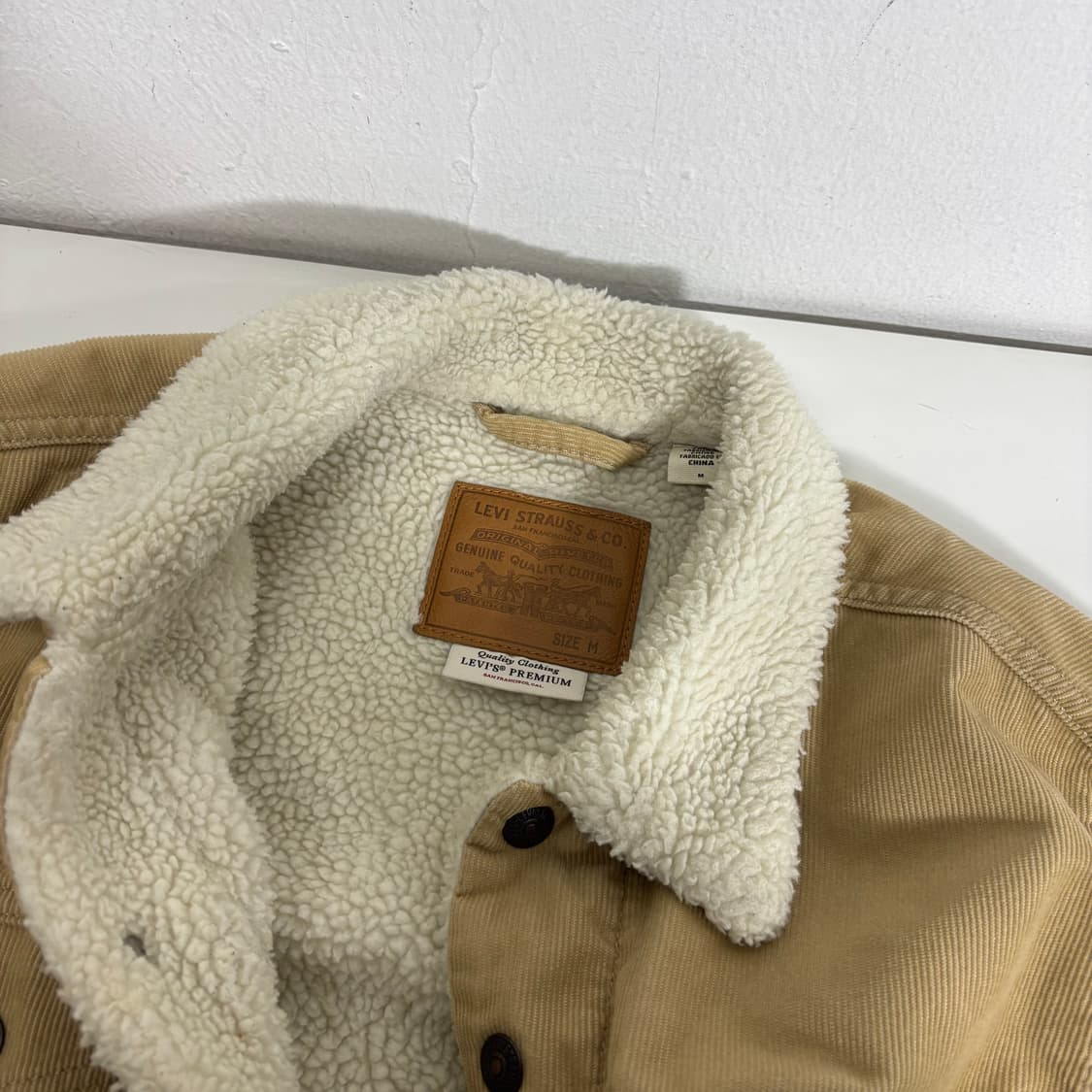 100 M 리바이스 베이지 코듀로이 쉐르파 트러커자켓 상품이미지4