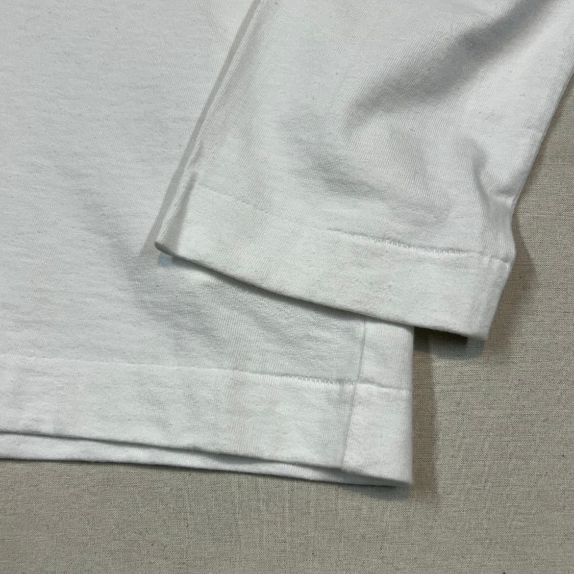 L) 꼼데가르송 플레이 하트 롱슬리브 긴팔 티셔츠 정품 상품이미지4