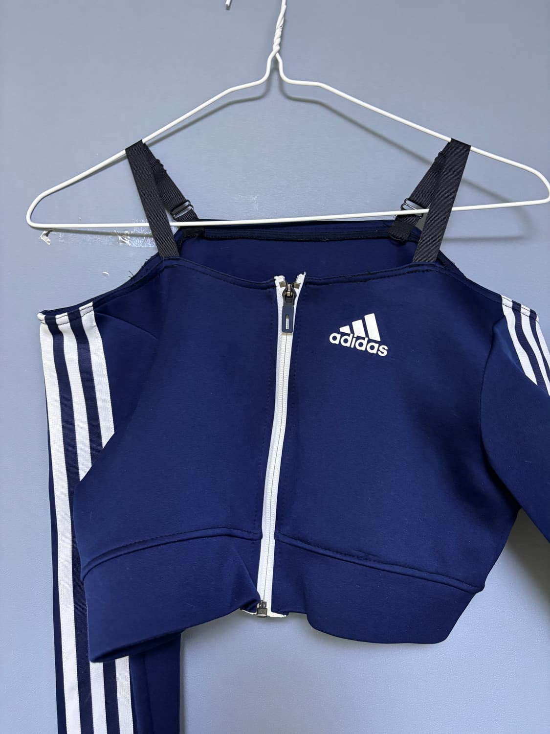 유이브 아디다스 오프숄더 탑 빈티지 상품이미지2