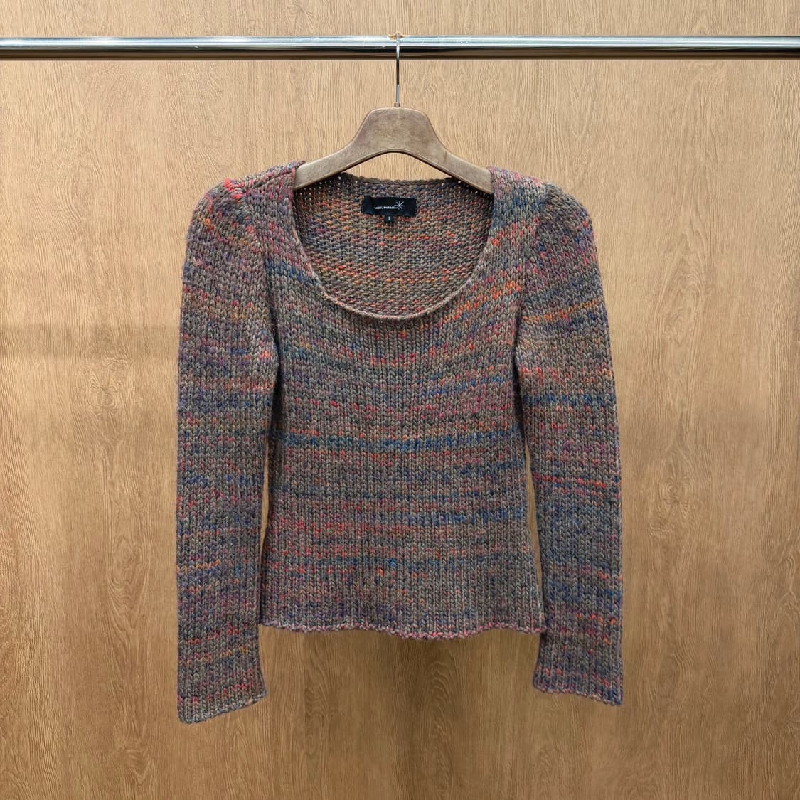 이자벨마랑 스퀘어넥 핸드 니트 멀티 스트라이프 짜임 디테일 레귤러핏 핑크 상품이미지2