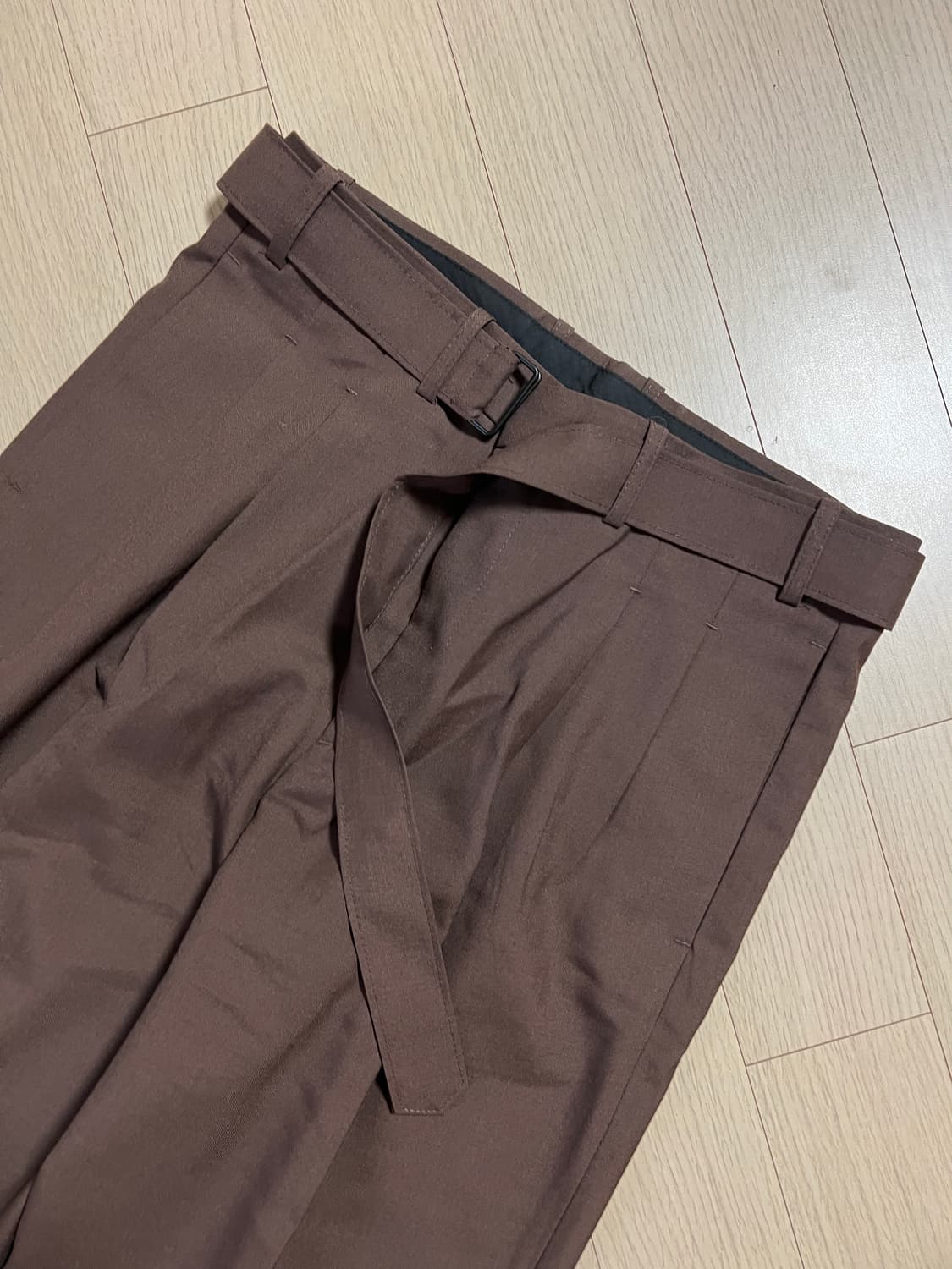 핸스 벨티드 슬랙스 브라운 상품이미지1