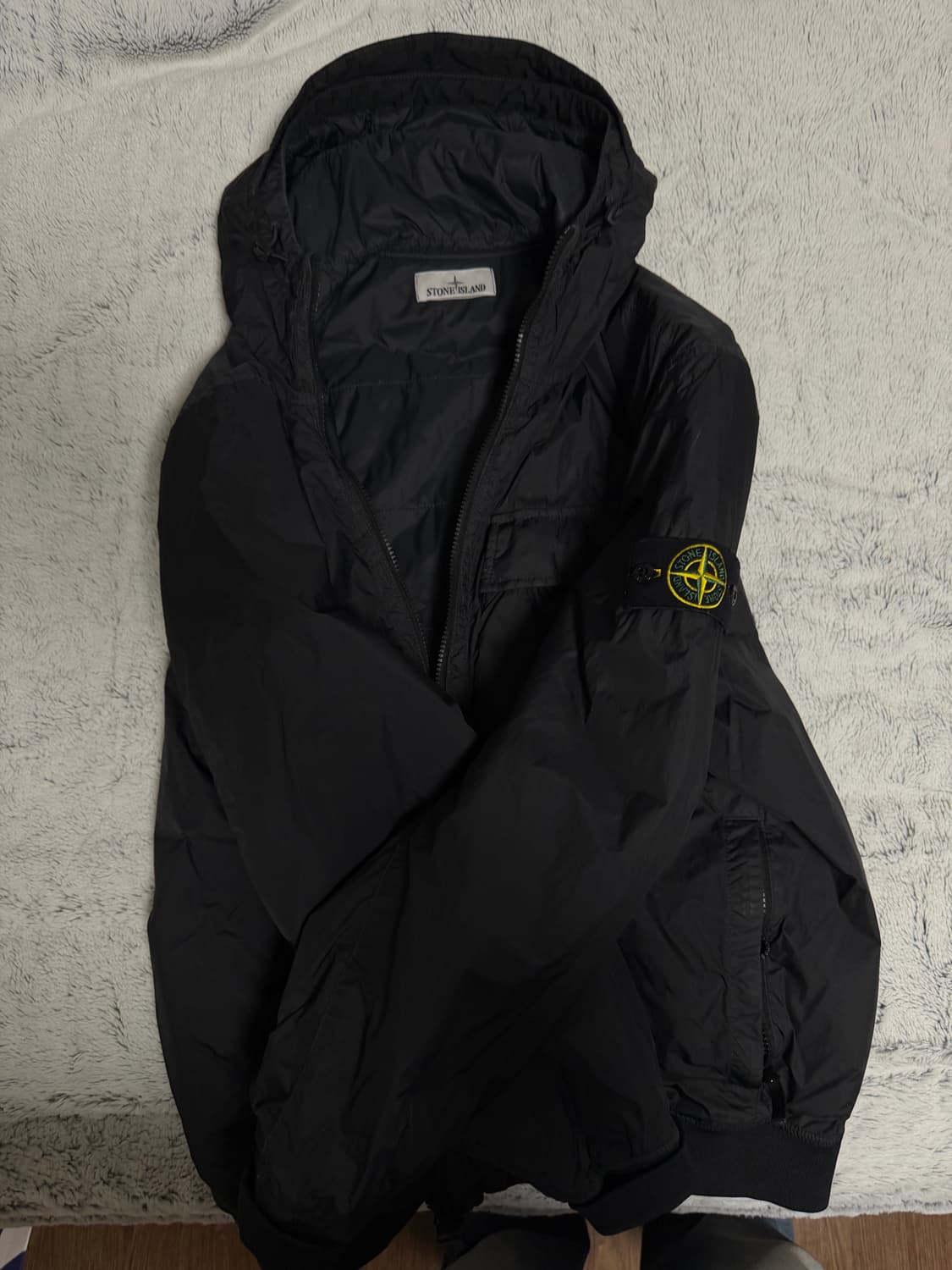 스톤아일랜드 40723 크링클 랩스 후드 다운 자켓 블랙 XL 상품이미지1