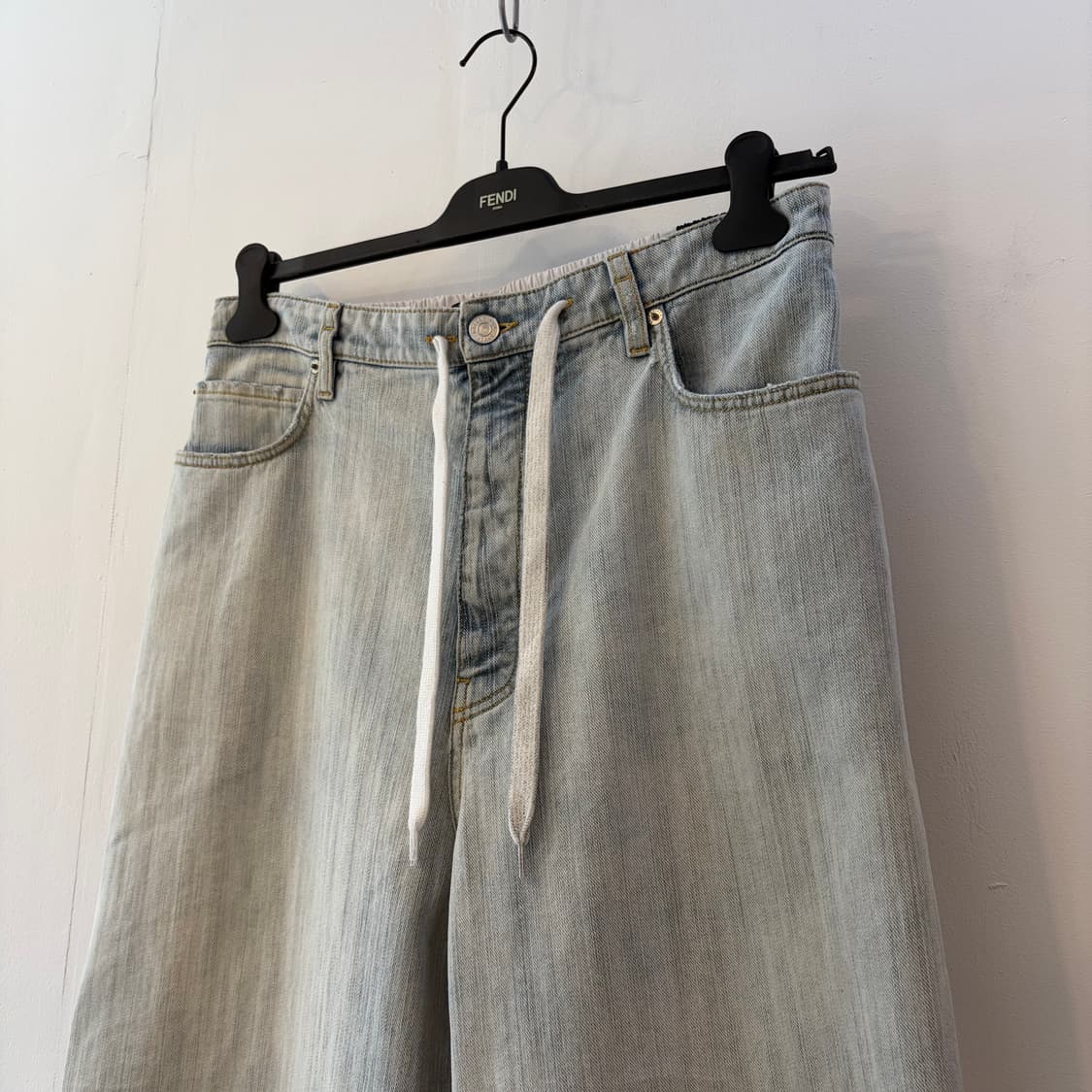 발렌시아가 24fw 데님 저지 트랙 팬츠 상품이미지3