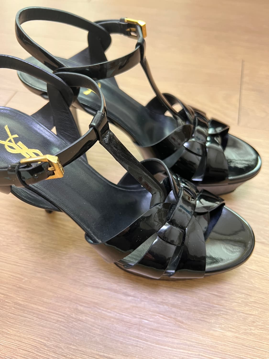 생로랑 트리뷰트 샌들 블랙 페이턴트 37 상품이미지4