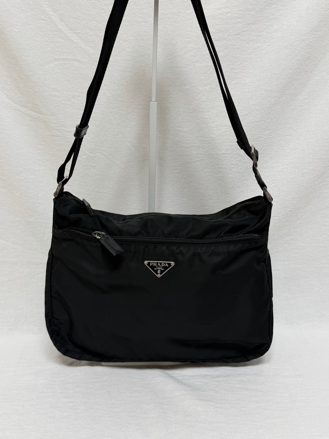 정품 프라다 포코노 나일론 크로스백 숄더백 메선저백 블랙 상품이미지4