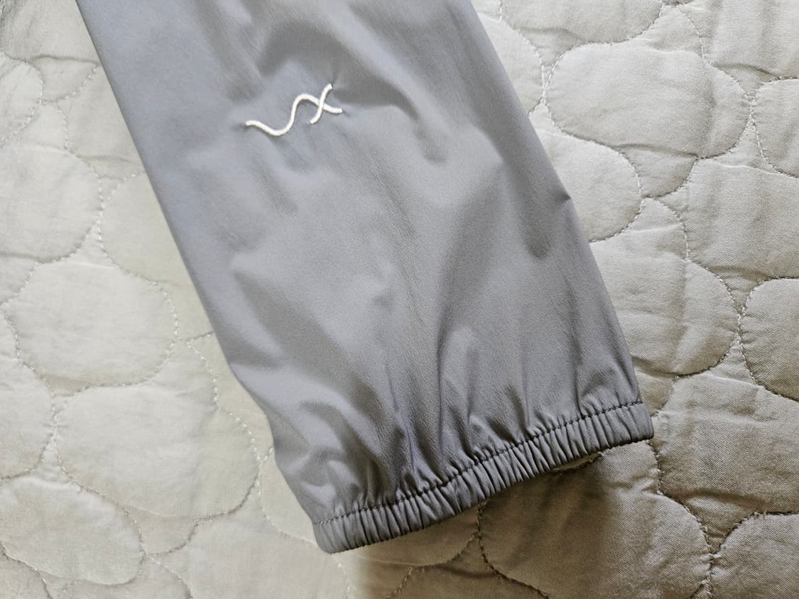 노스페이스 남성 경량 후드 자켓 100 바람막이 상품이미지7