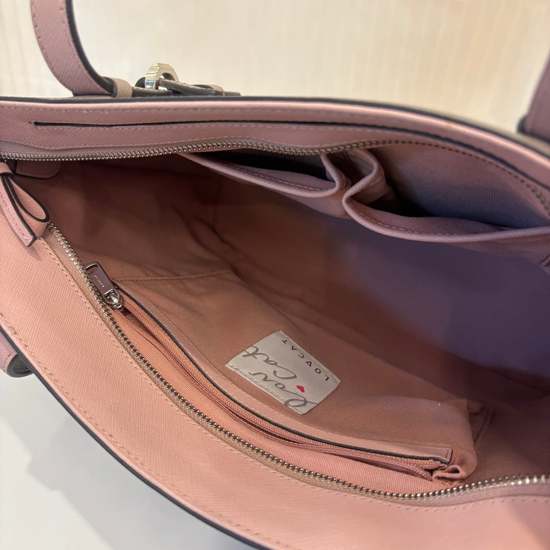 정품 러브캣 사피아노 가죽 숄더백     상품이미지9