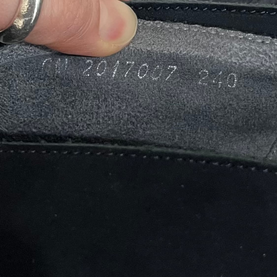 [240] 가이거 소가죽 스웨이드 펌프스 힐 상품이미지10