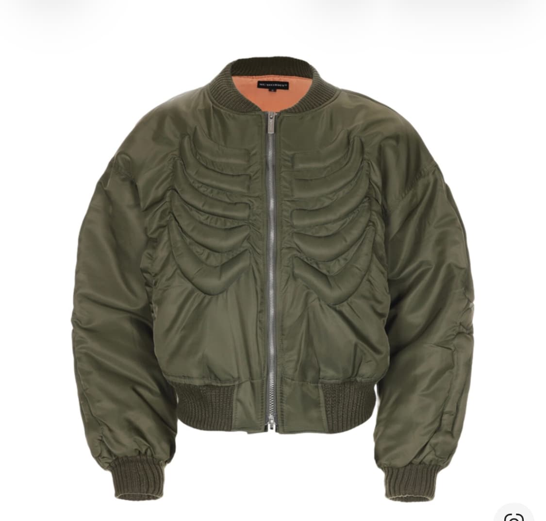 구매)) 써저리 본 엠보싱 마원 m 사이즈 구합니다 상품이미지1