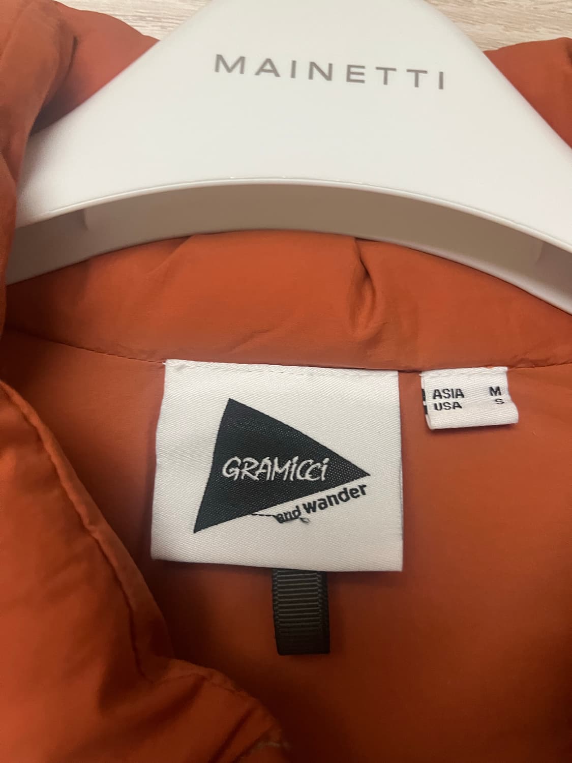 [m] 앤드원더 그라미치 다운 베스트 패딩 조끼 오렌지 상품이미지5