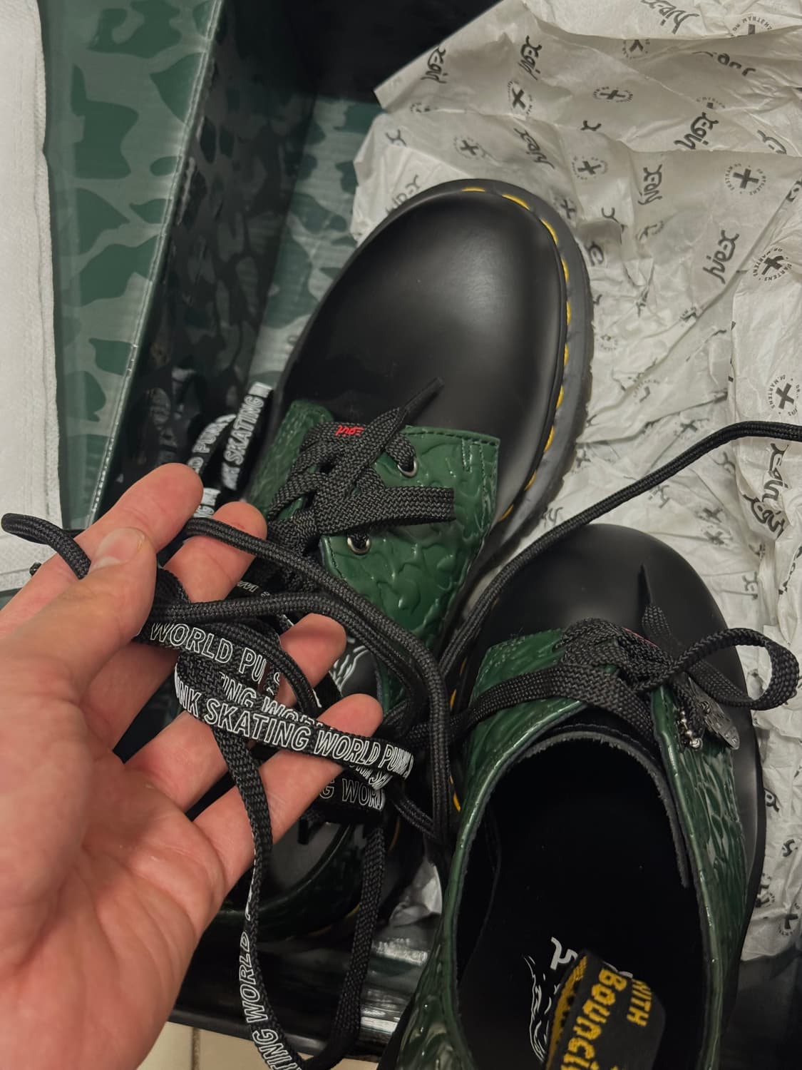 닥터마틴 xgirl 콜라보 245 그린  상품이미지1