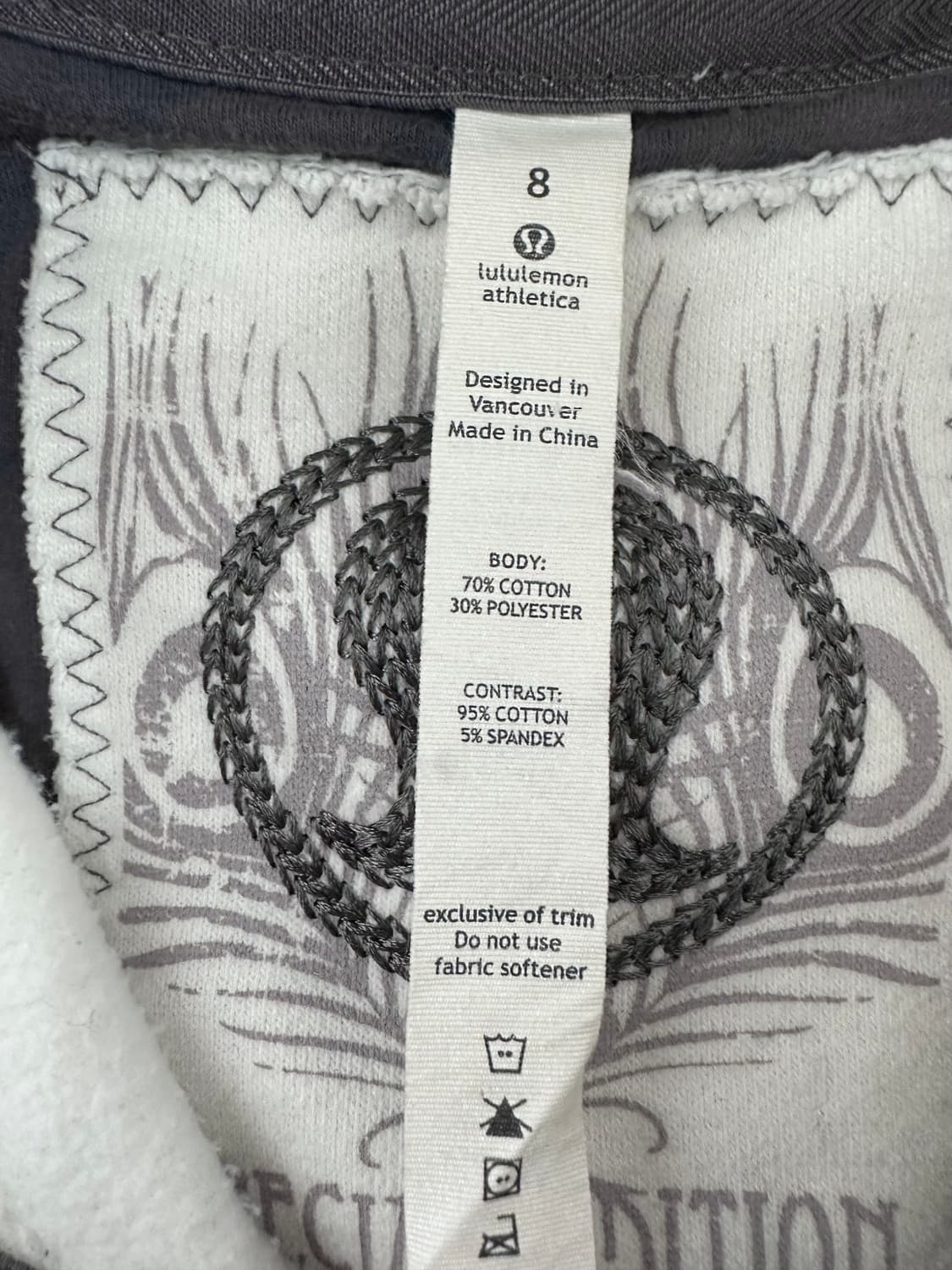 룰루레몬 스폐셜 에디션 화이트 후드집업 상품이미지8