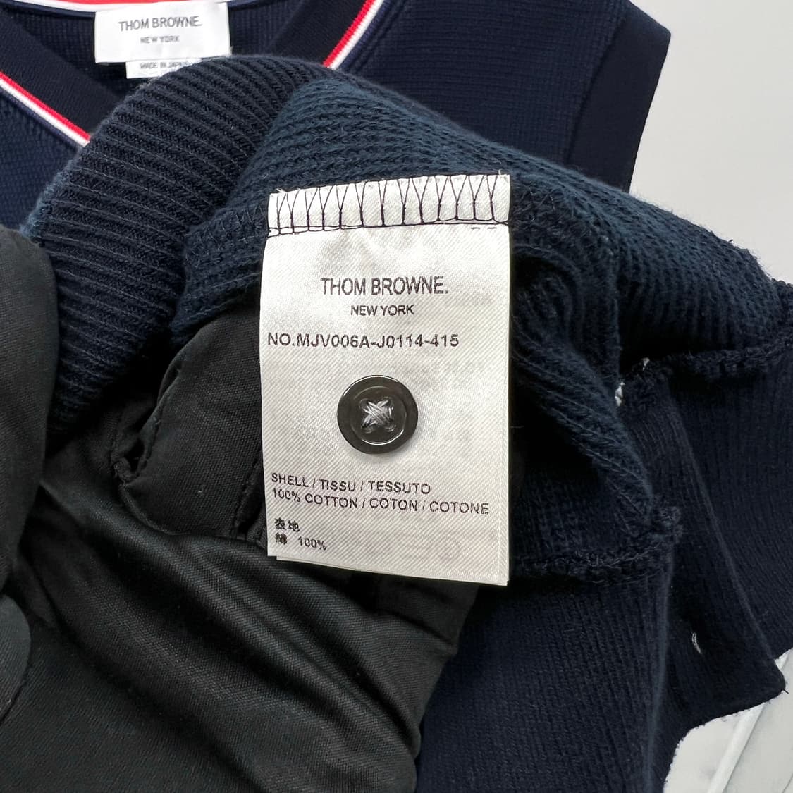 [23SS] 톰브라운 삼선 코튼 베스트 조끼 (MJV006A) 상품이미지6