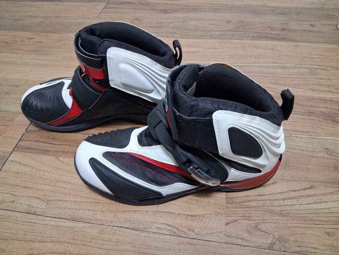 엘프 바이크부츠 elf 오토바이슈즈 265  42 8과 2분의1 

 상품이미지1