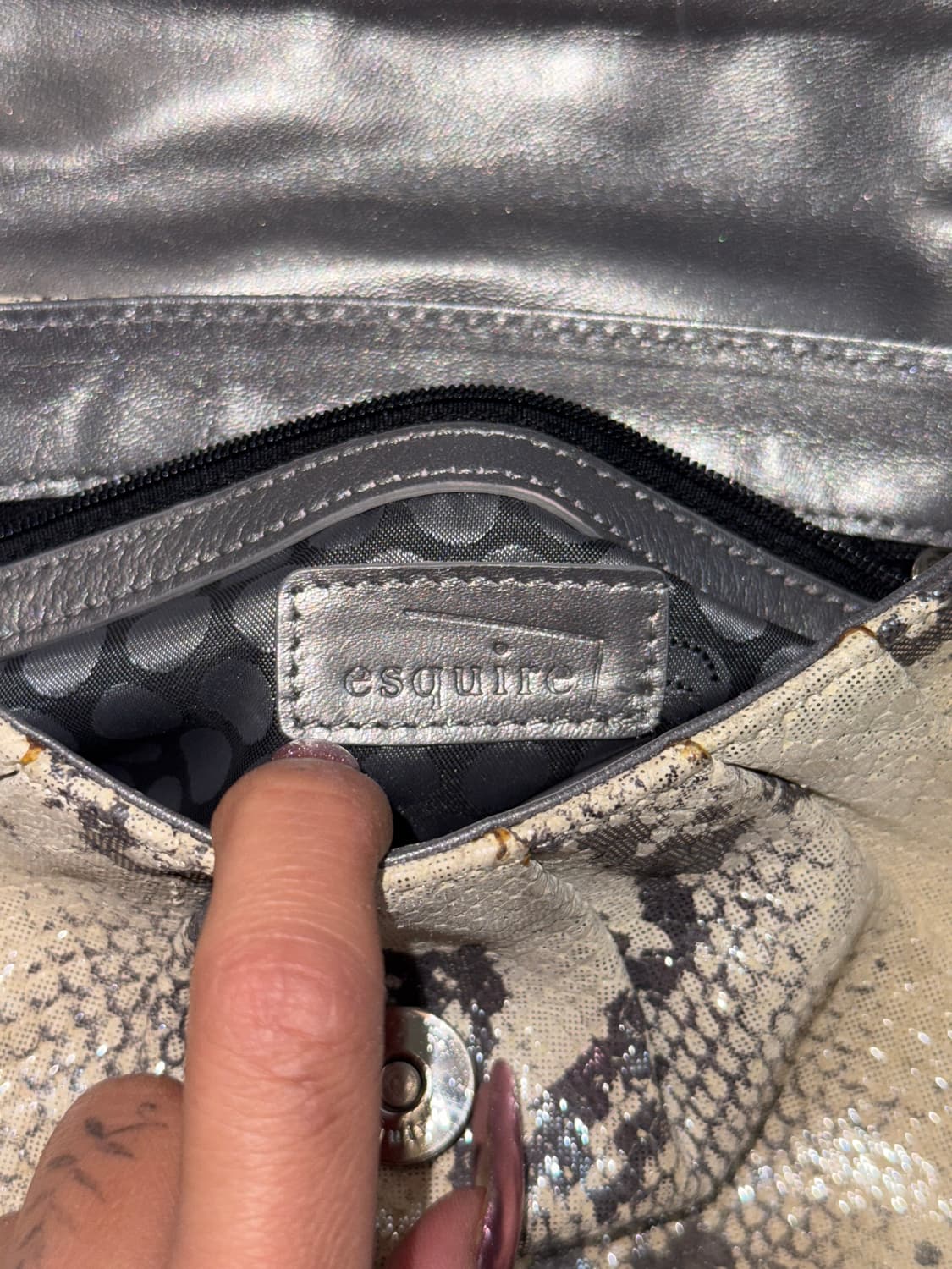 Esquire ivory python cubic chain 숄더백 상품이미지6