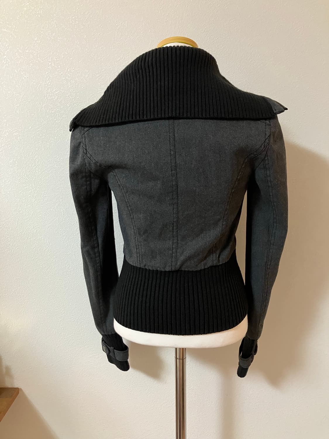 Armani Exchange 아르마니 여성 자켓 XS y2k 딱붙핏 상품이미지4