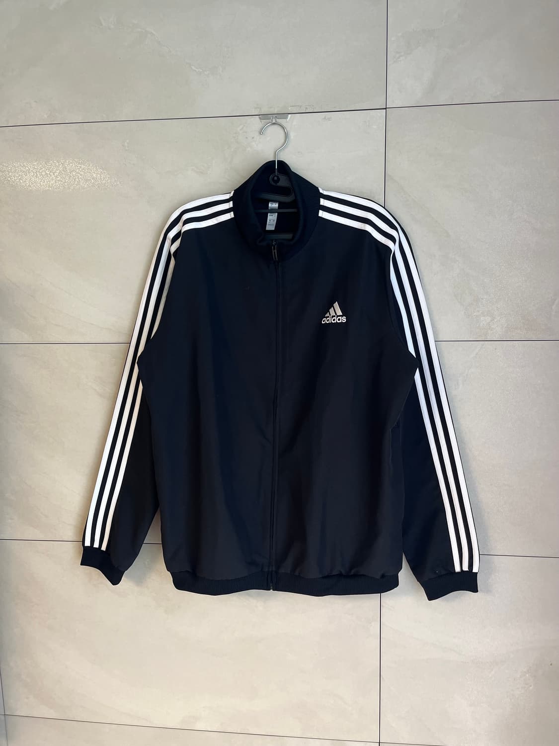 아디다스 우븐 바람막이 블랙 (XL size) 상품이미지3