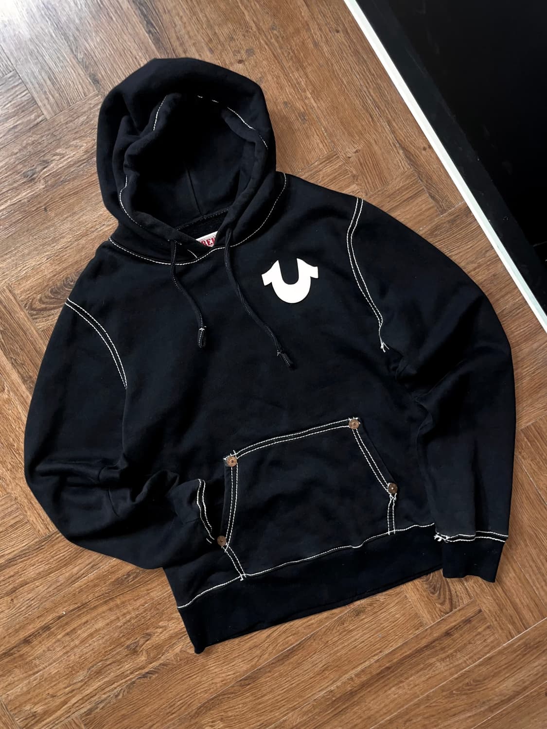 트루릴리젼 스티치 디테일 후드티 상품이미지1