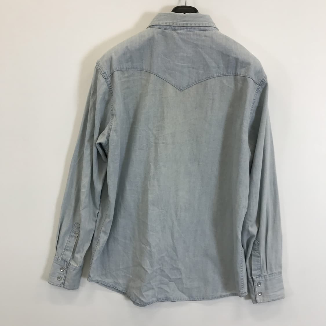 리바이스 웨스턴 워시드 데님셔츠 레귤러핏 [M] 상품이미지4