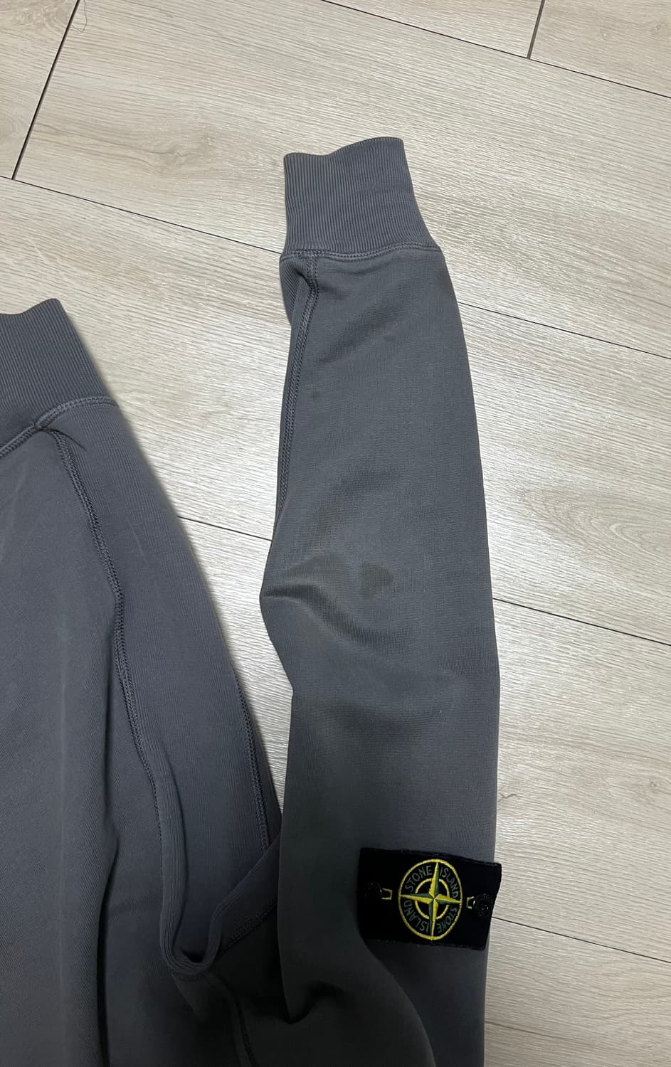 스톤아일랜드 와펜 버튼 집업 자켓 상품이미지4