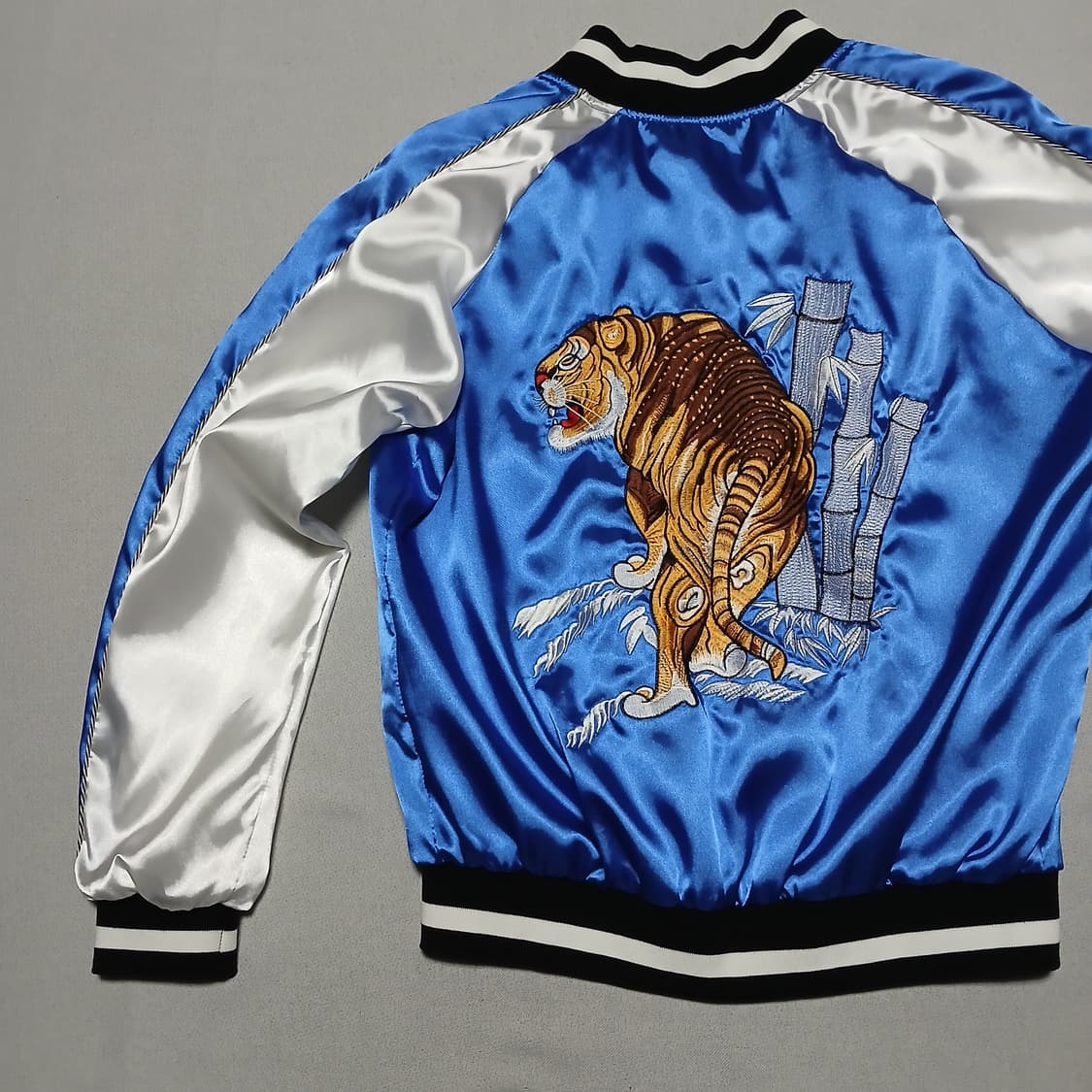 호랑이 타이거 스카잔 파랑 블루 자켓 춘추 가을 바람막이 상품이미지2