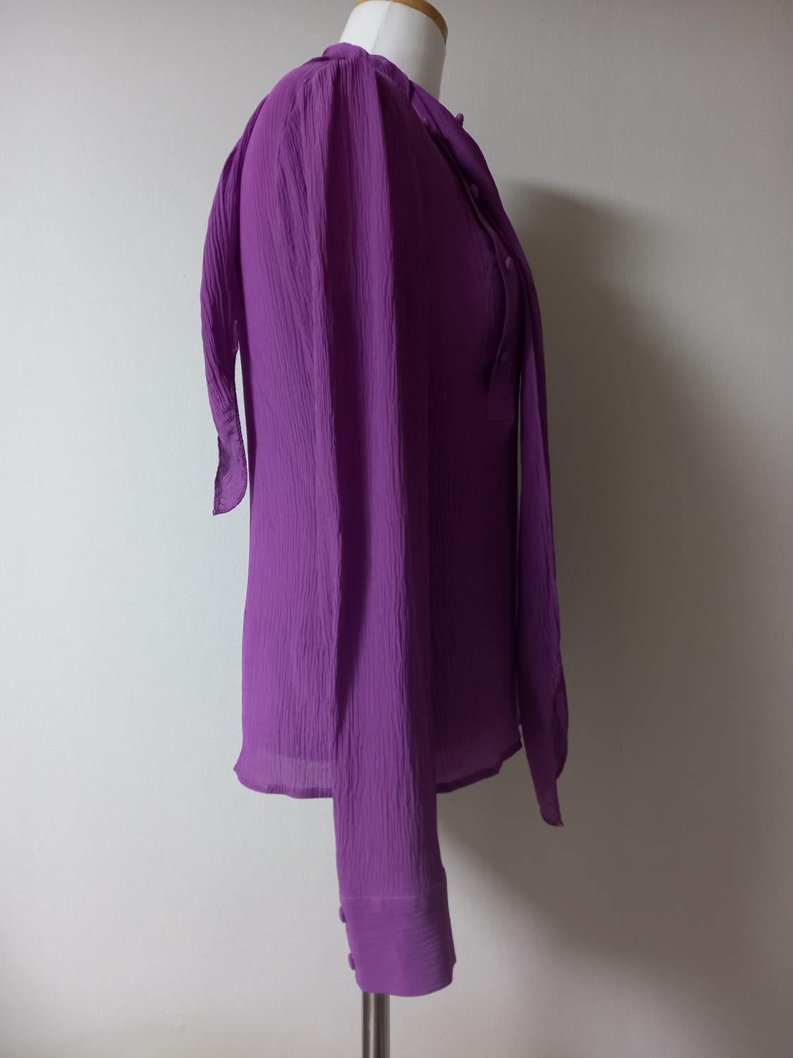 모조에스핀 실크100 블라우스 상품이미지5