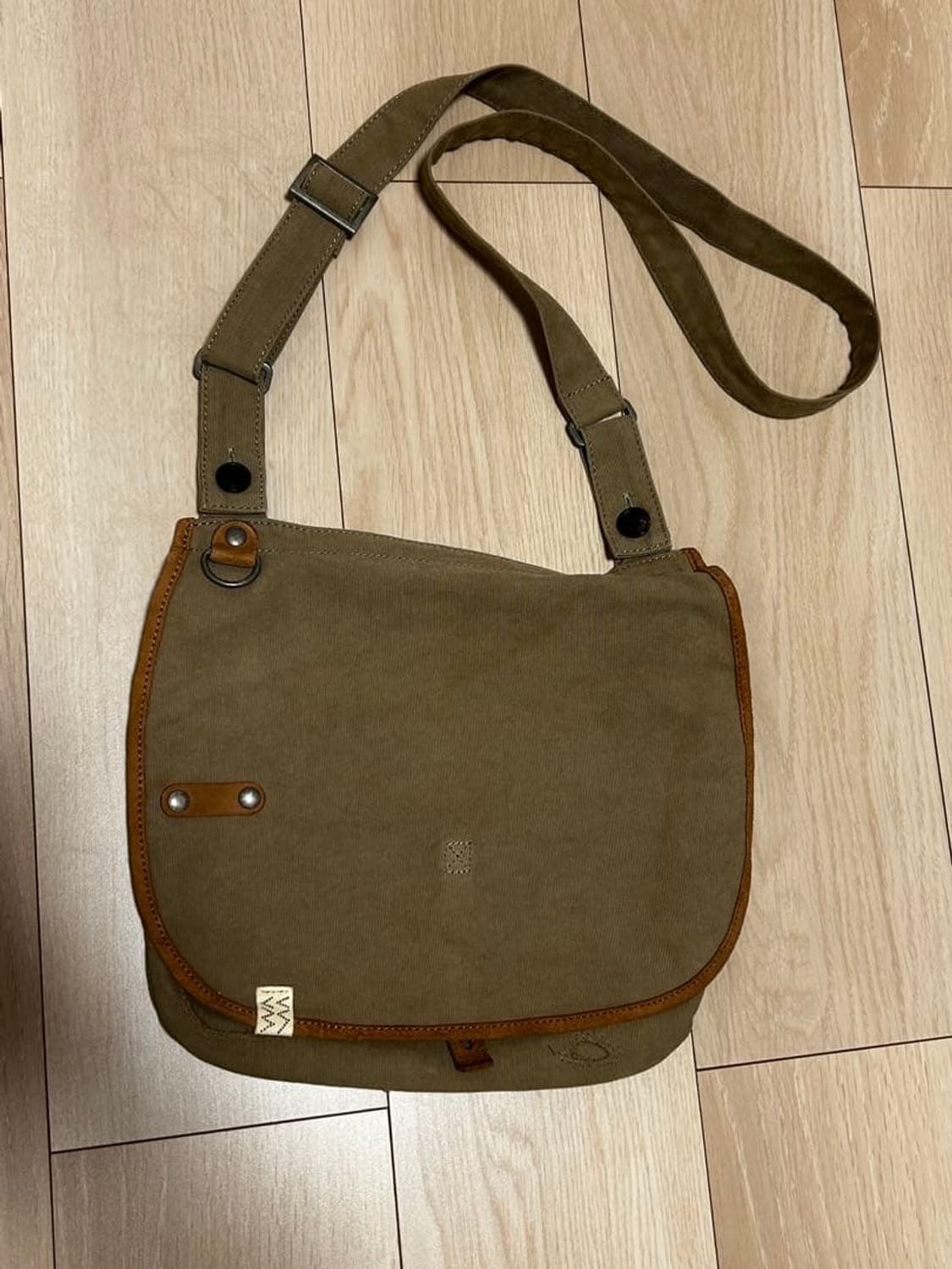 비즈빔 visvim mil 숄더백 가방 상품이미지3