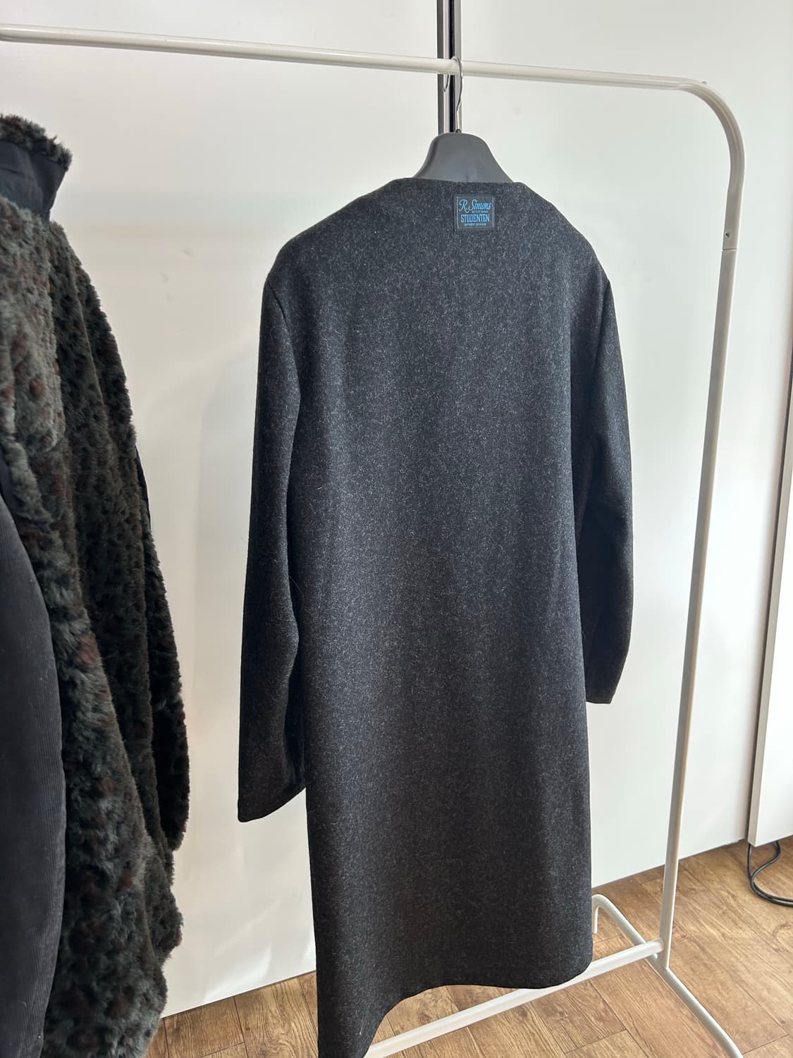 라프시몬스 카라리스 울 멜톤 코트 상품이미지6