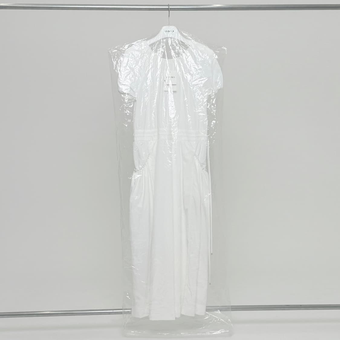 (새상품) 오스트카카 드로우 스트링 맥시 원피스 화이트 상품이미지6